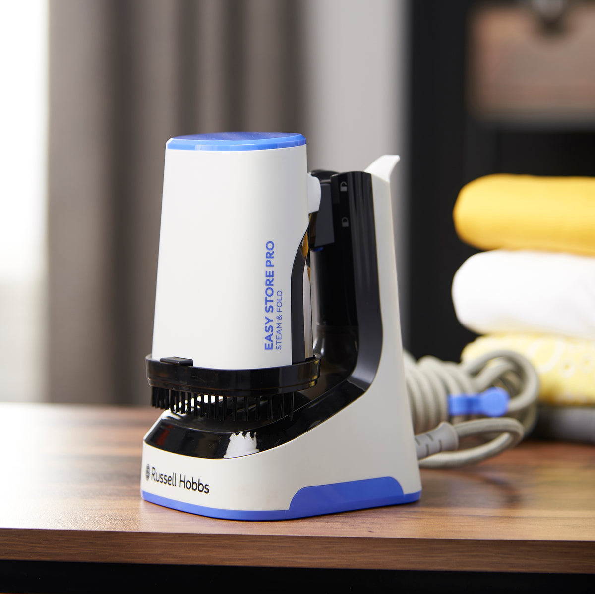 RUSSELL HOBBS EASY STORE PRO HANDHELD STEAMER 26740SA