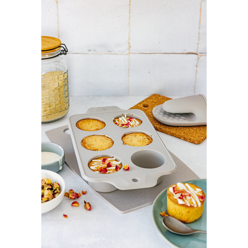 Kitchen Inspire 6 Cup Muffin Pan ( Order in Qty of 6)