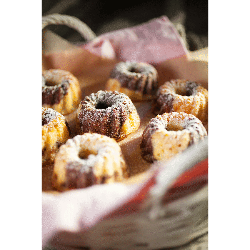 Kitchen Inspire Crown Muffin Pan ( Order in Qty of 6)