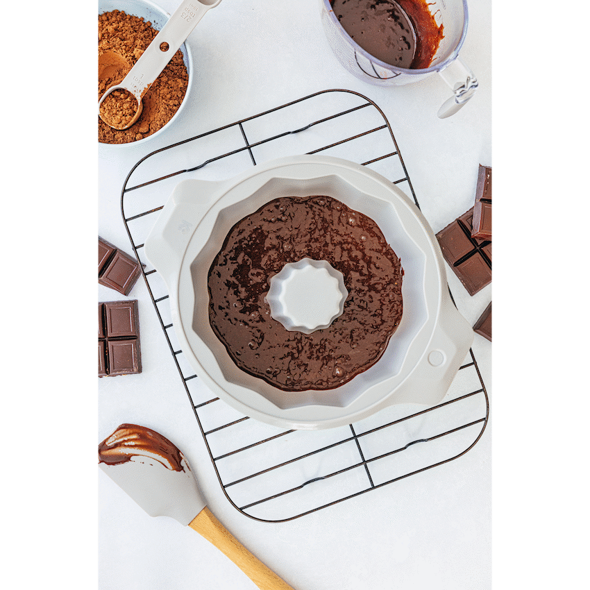 Kitchen Inspire Bundt Pan ( Order in Qty of 6)