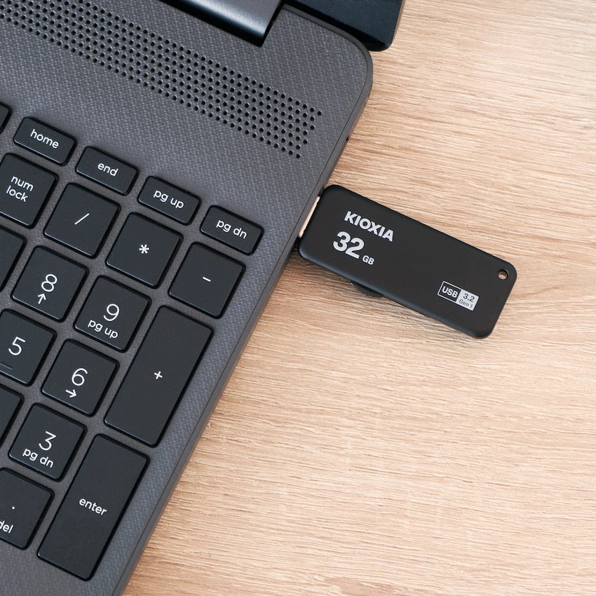 Kioxia U365 - 32gb USB 3.2 Yamabiko Slider Type