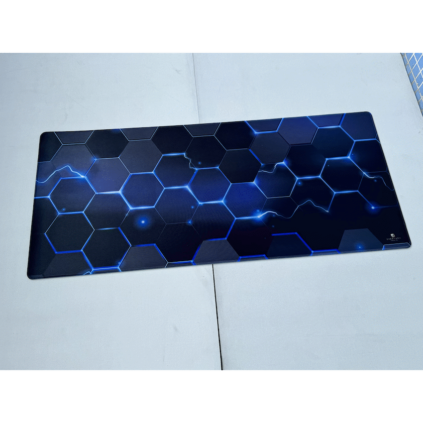 Everfurn Premium Geometric Large Desk Mat - Non-Slip - Polyester