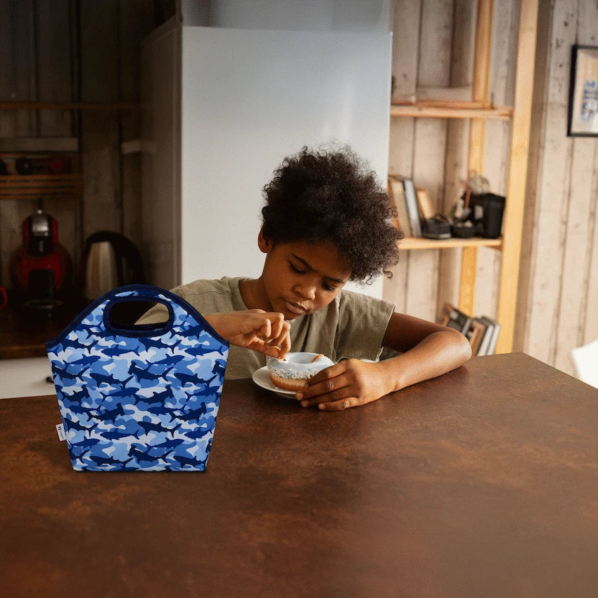 Quest Shark Cammo Lunch Bag Blue