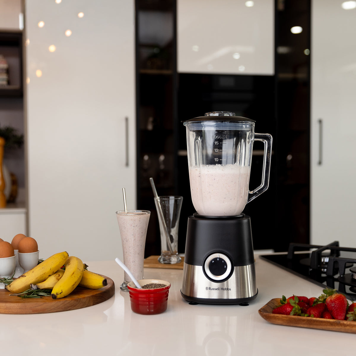 RUSSELL HOBBS ESSENCE 1.5L GLASS JUG BLENDER 600W RHB828
