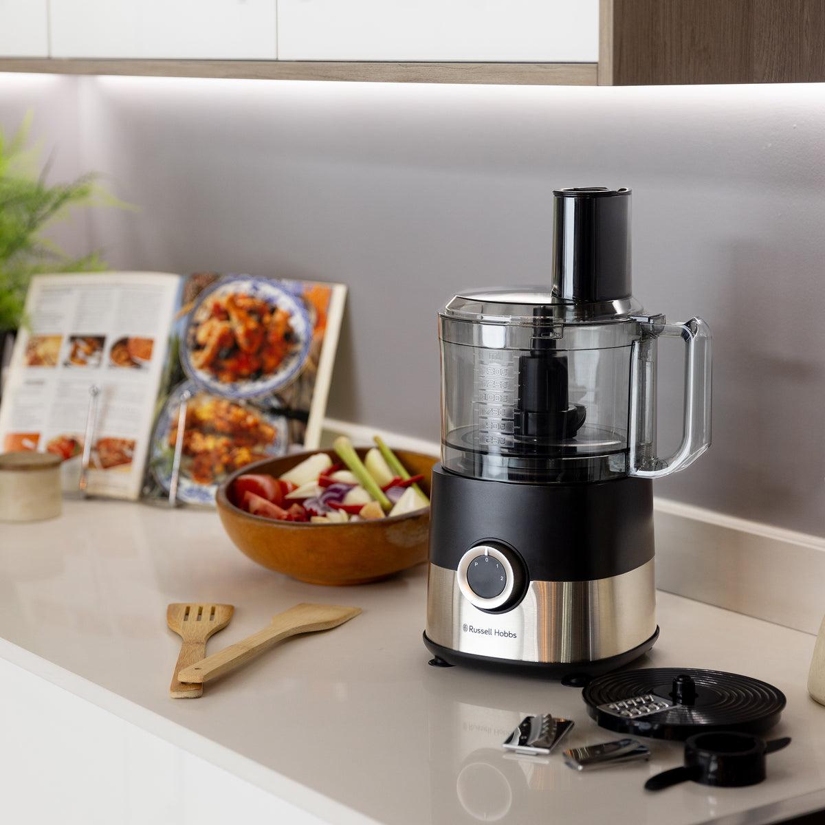 RUSSELL HOBBS ESSENCE FOOD PROCESSOR 750W RHFP42