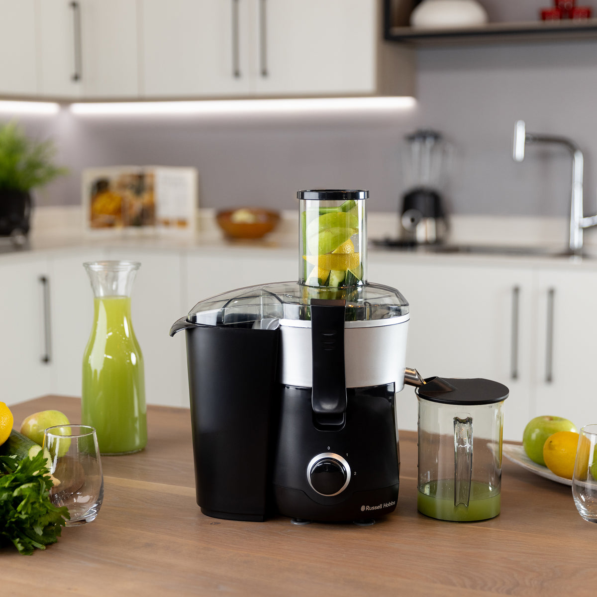 RUSSELL HOBBS ESSENCE JUICE MAKER 500W RHJM60