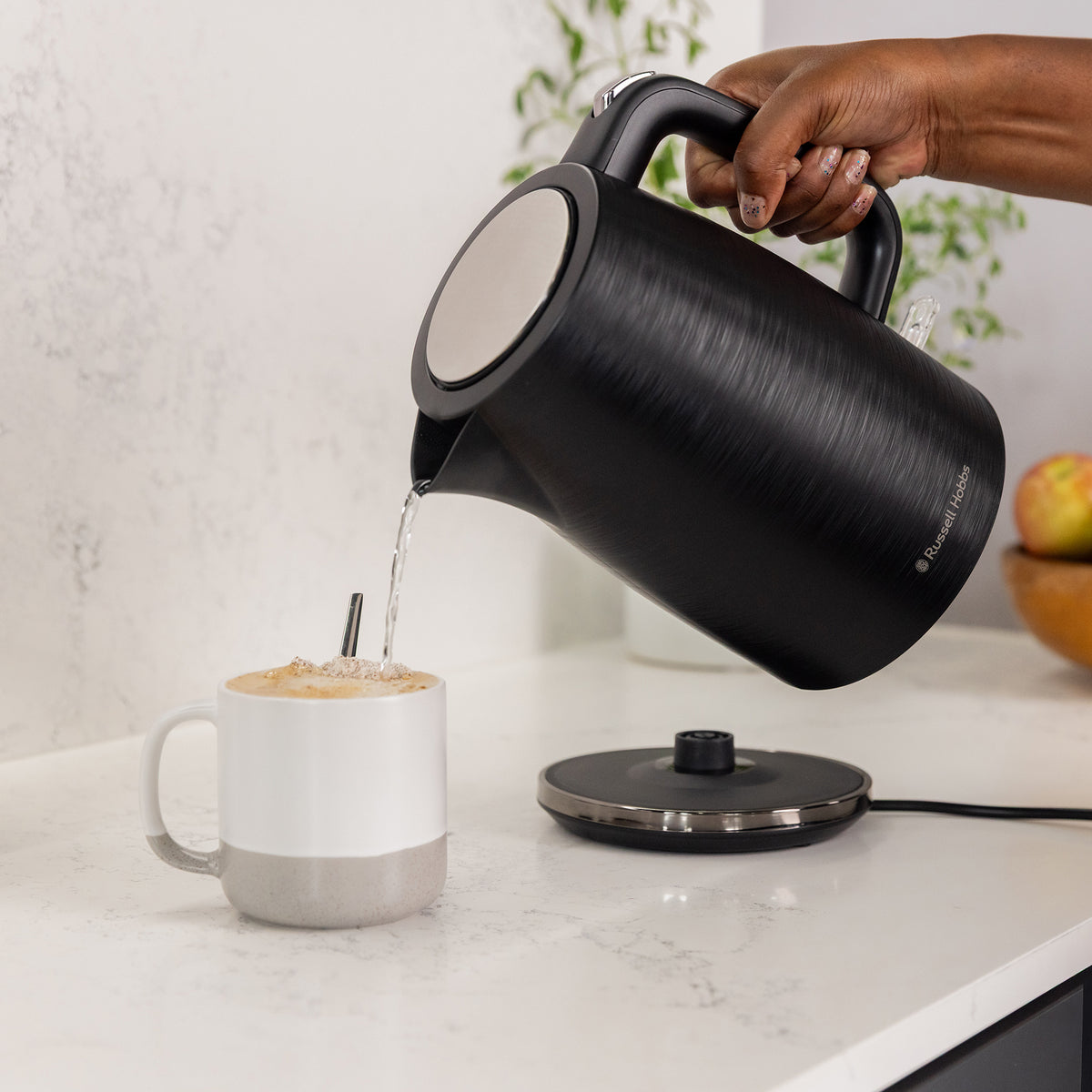 RUSSELL HOBBS VELORA 1.7L KETTLE RHPK04