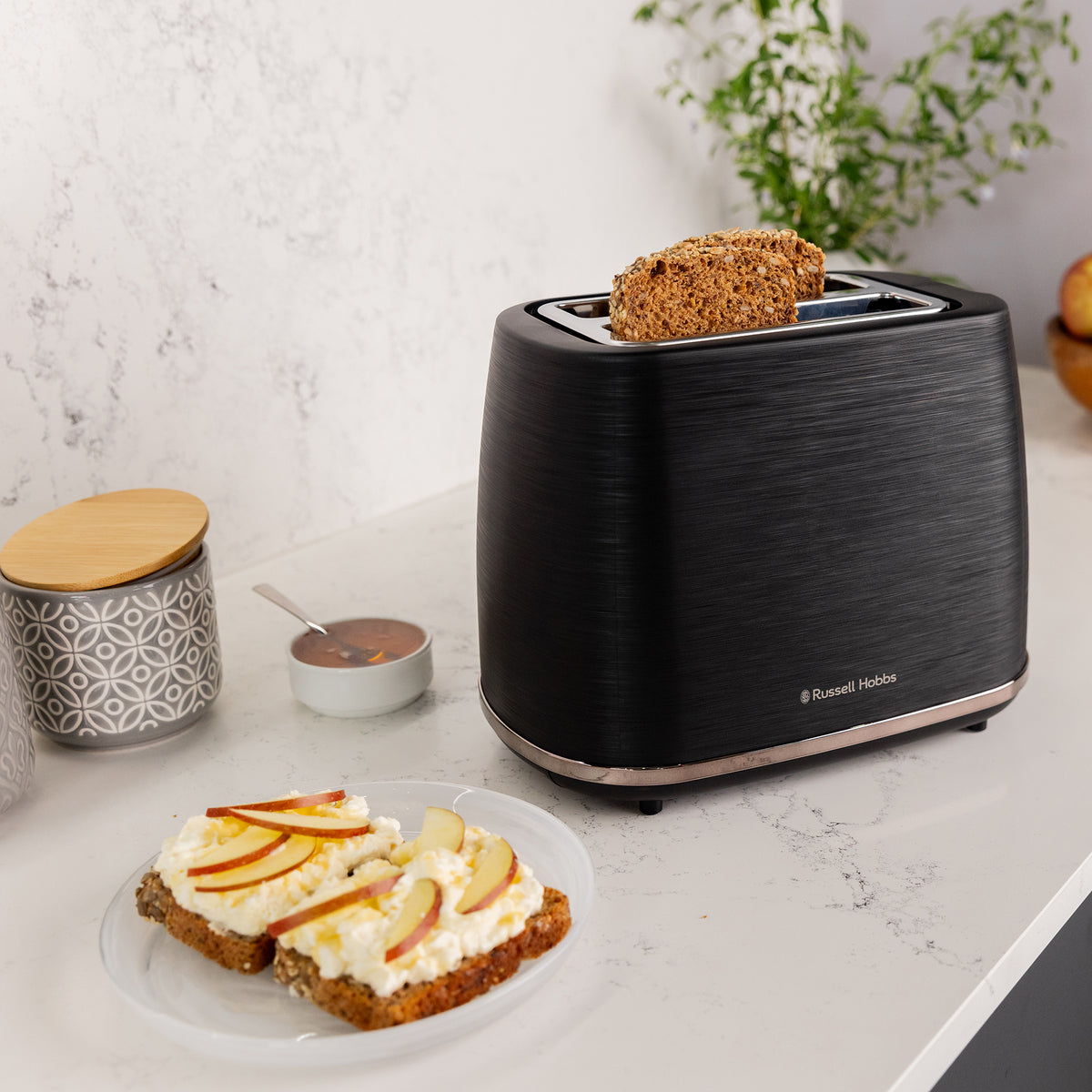 RUSSELL HOBBS VELORA 2 SLICE TOASTER RHPT04